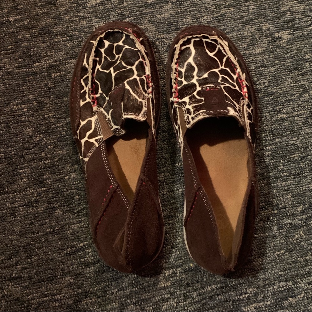 Artiat Cruisers cow print